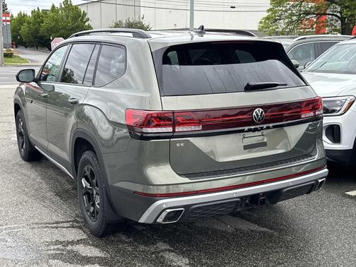 2025 Volkswagen Atlas 2.0T Peak Edition
