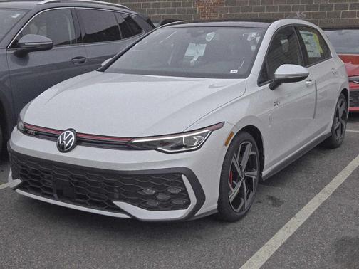 2025 Volkswagen Golf GTI 2.0T SE