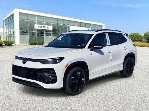 Opal White Pearl 2026 Volkswagen Tiguan 2.0T SE R-Line Black