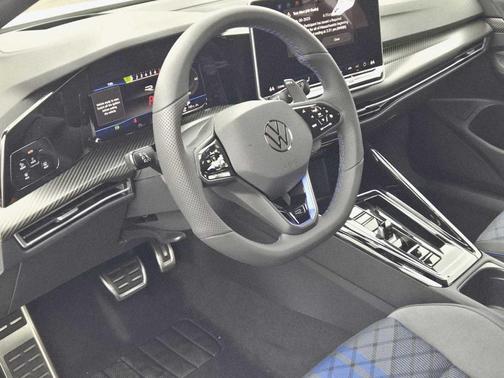 2025 Volkswagen Golf R 2.0T Black Edition
