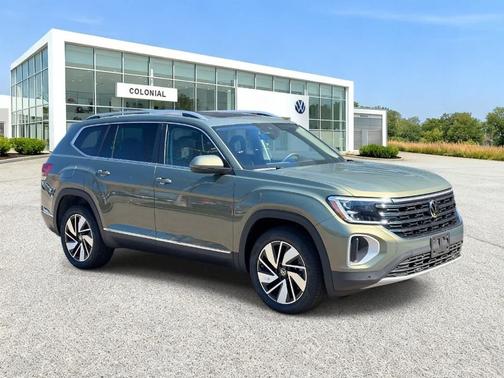 Avocado Green Pearl 2026 Volkswagen Atlas 2.0T SEL