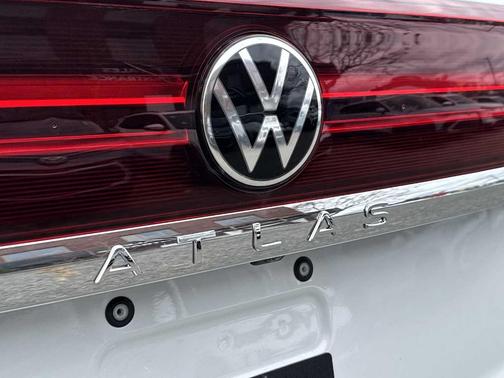 2026 Volkswagen Atlas Cross Sport 2.0T SE