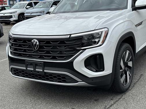 2026 Volkswagen Atlas Cross Sport 2.0T SE