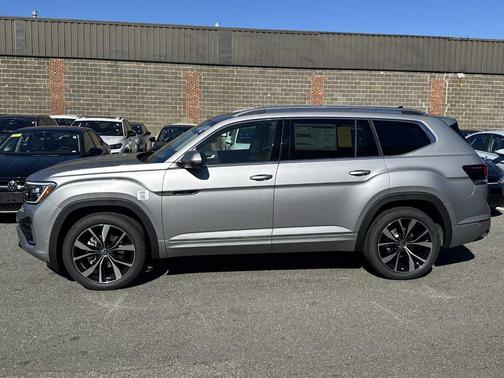 2026 Volkswagen Atlas 2.0T SEL Premium R-Line