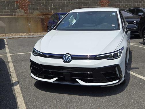 2025 Volkswagen Golf R 2.0T