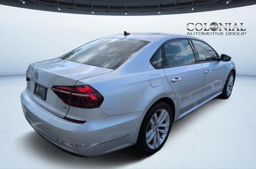 2019 Volkswagen Passat 2.0T Wolfsburg