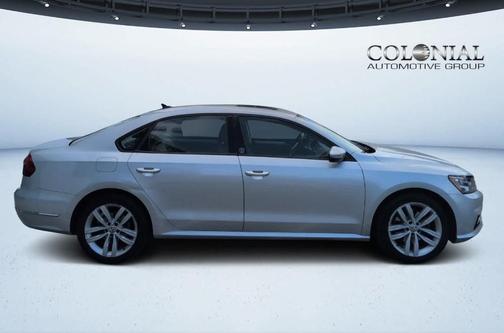 2019 Volkswagen Passat 2.0T Wolfsburg