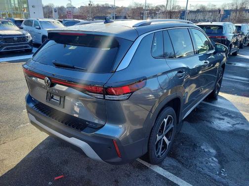 2026 Volkswagen Tiguan 2.0T SE