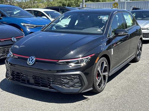 2025 Volkswagen Golf GTI 2.0T SE