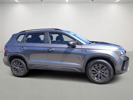 2022 Volkswagen Taos 1.5T S