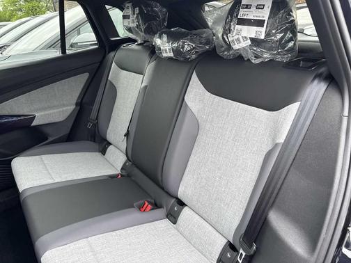 2025 Volkswagen ID.4 Pro