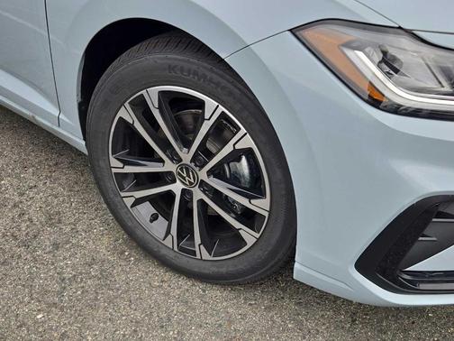 2025 Volkswagen Jetta 1.5T Sport