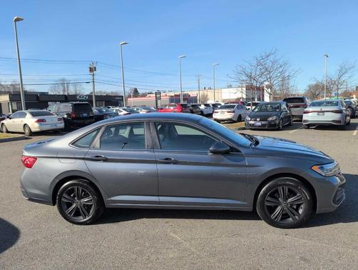 2022 Volkswagen Jetta 1.5T SE