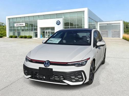 2025 Volkswagen Golf GTI 2.0T SE
