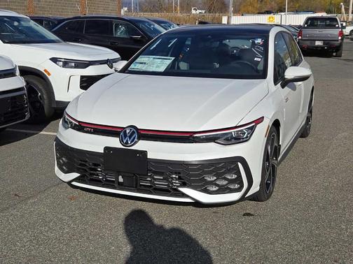 2025 Volkswagen Golf GTI 2.0T SE