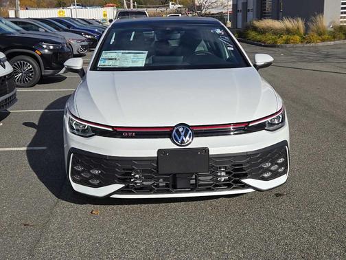 2025 Volkswagen Golf GTI 2.0T SE