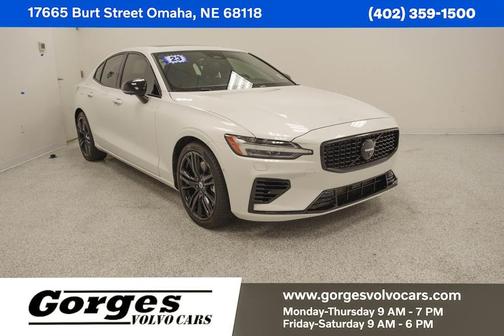 2023 Volvo S60 Recharge Plug-In Hybrid T8 Plus Black Edition