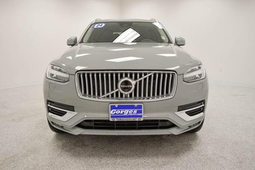 2024 Volvo XC90 B5 Plus Bright Theme