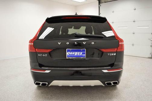 Onyx Black 2019 Volvo XC60 T5 Inscription