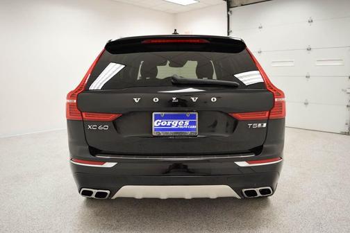 Onyx Black 2019 Volvo XC60 T5 Inscription