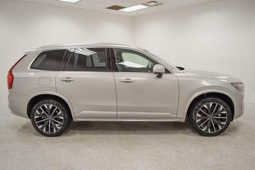 2025 Volvo XC90 B5 2025.5 PLUS 7-SEATER