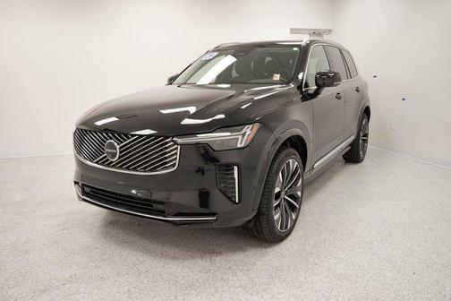 2025 Volvo XC90 B6 Plus 7-Seater