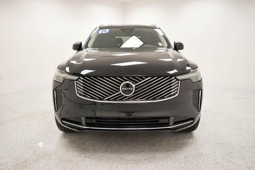 2025 Volvo XC90 B6 Plus 7-Seater