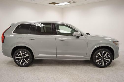 2026 Volvo XC90 B5 Core