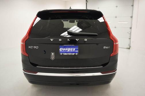 2025 Volvo XC90 B6 Ultra