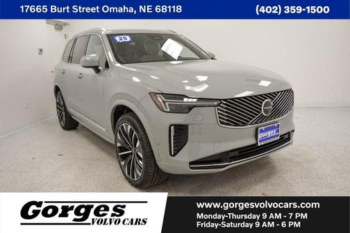 2025 Volvo XC90 B6 Plus 7-Seater