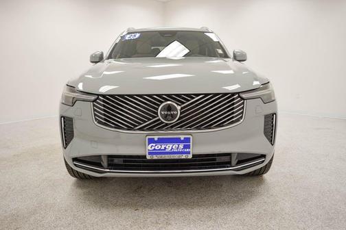 2025 Volvo XC90 B6 Plus 7-Seater