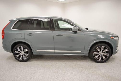 2023 Volvo XC90 B6 Ultimate 6-Seater