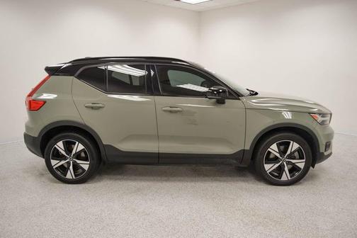 2021 Volvo XC40 Recharge Pure Electric P8
