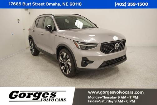 2026 Volvo XC40 B5 Ultra