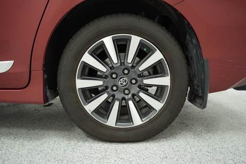 2019 Toyota Sienna 