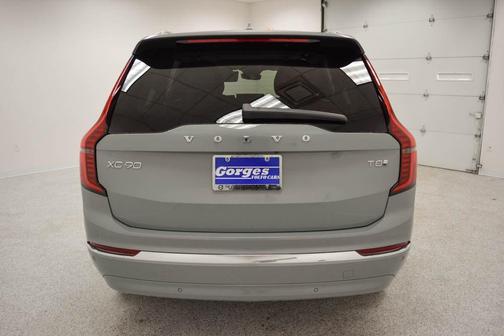 2026 Volvo XC90 Plug-In Hybrid T8 Plus 7-Seater