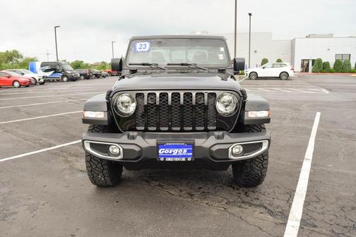 2023 Jeep Gladiator Sport