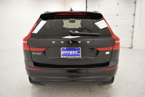 2024 Volvo XC60 Recharge Plug-In Hybrid T8 Plus Dark Theme
