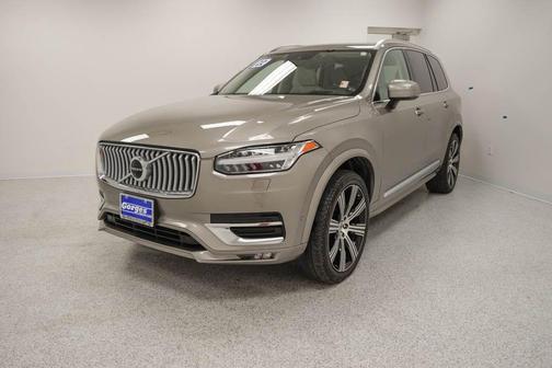 2022 Volvo XC90 T6 Inscription 7 Passenger
