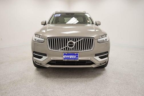 2022 Volvo XC90 T6 Inscription 7 Passenger