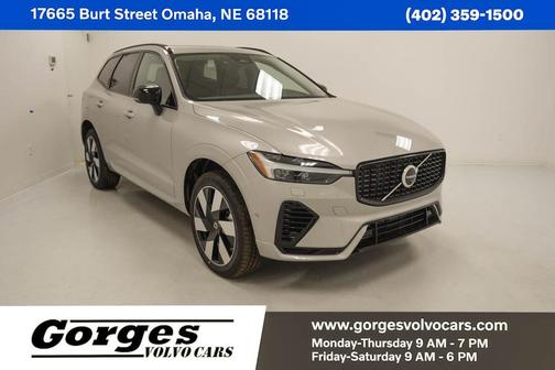 2025 Volvo XC60 Plug-In Hybrid T8 Plus
