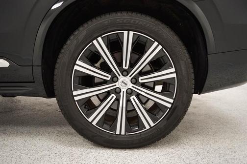 2024 Volvo XC90 B5 Core Bright Theme