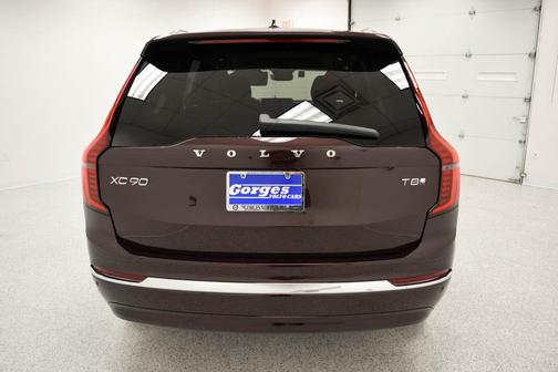 2025 Volvo XC90 Plug-In Hybrid T8 Plus 7-Seater
