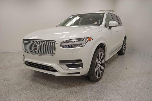 2024 Volvo XC90 Recharge Plug-In Hybrid T8 Ultimate Bright Theme 7-Seater