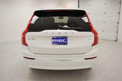 2024 Volvo XC90 Recharge Plug-In Hybrid T8 Ultimate Bright Theme 7-Seater