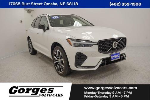 2025 Volvo XC60 B5 Plus