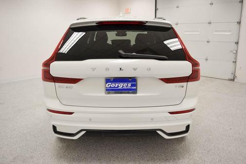 2026 Volvo XC60 Plug-In Hybrid T8 Plus