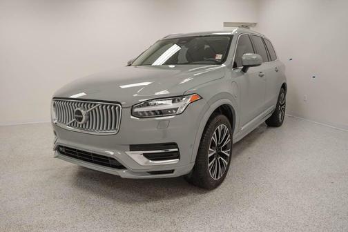2025 Volvo XC90 Plug-In Hybrid T8 Plus 7-Seater