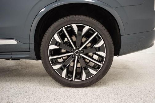 2026 Volvo XC90 B6 Ultra 7-Seater