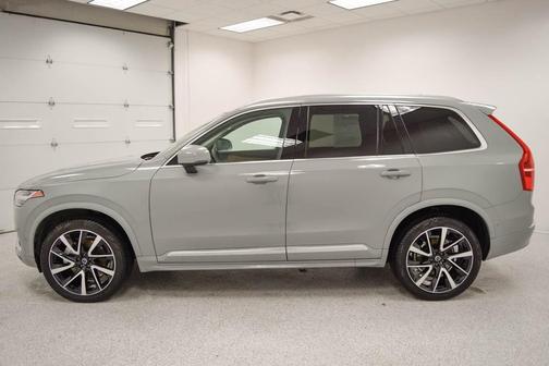 2024 Volvo XC90 B6 Plus Bright Theme 6-Seater